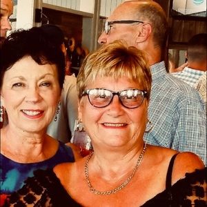 Meet your Posher, Michele